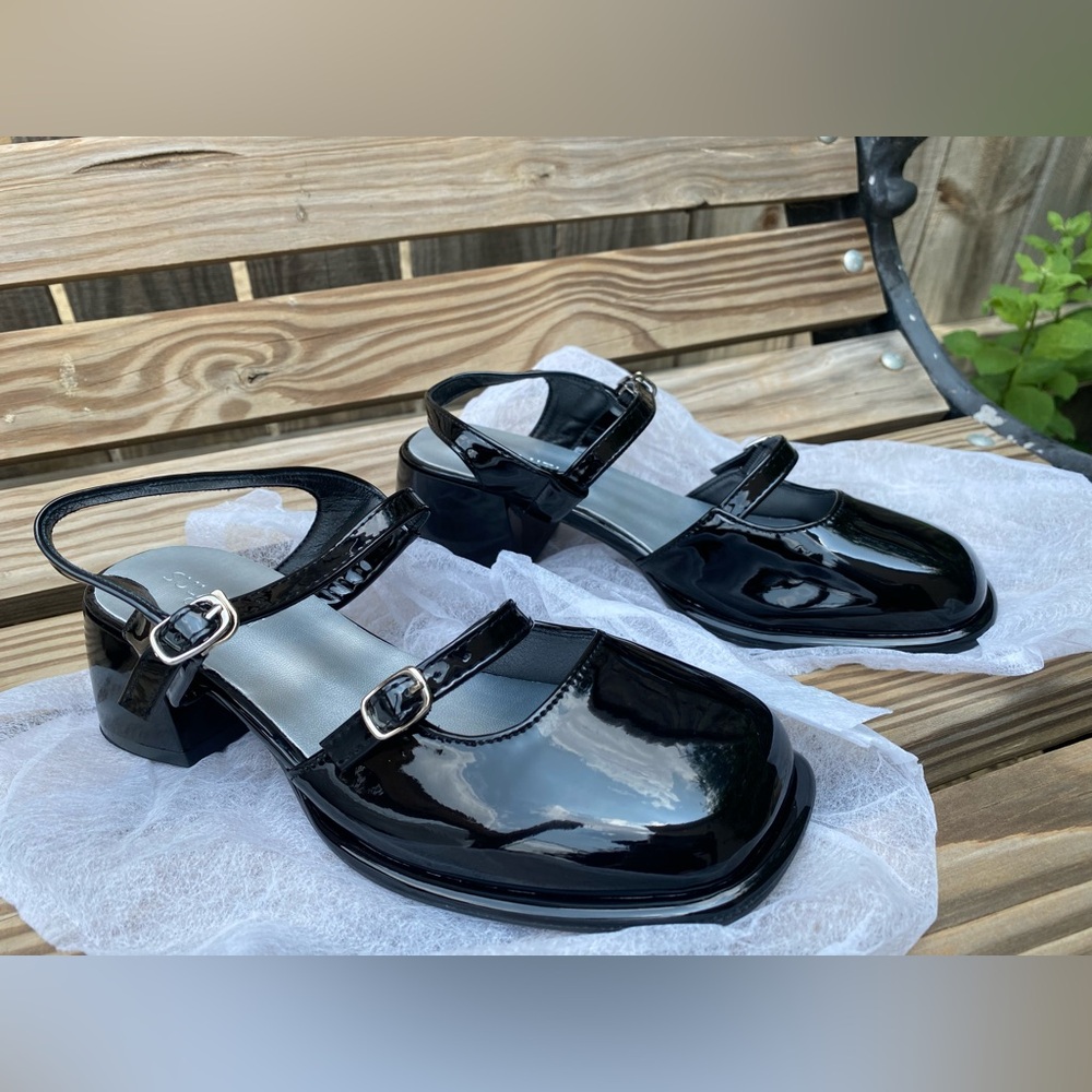 New Shinny/Glossy Black Sandal Heels